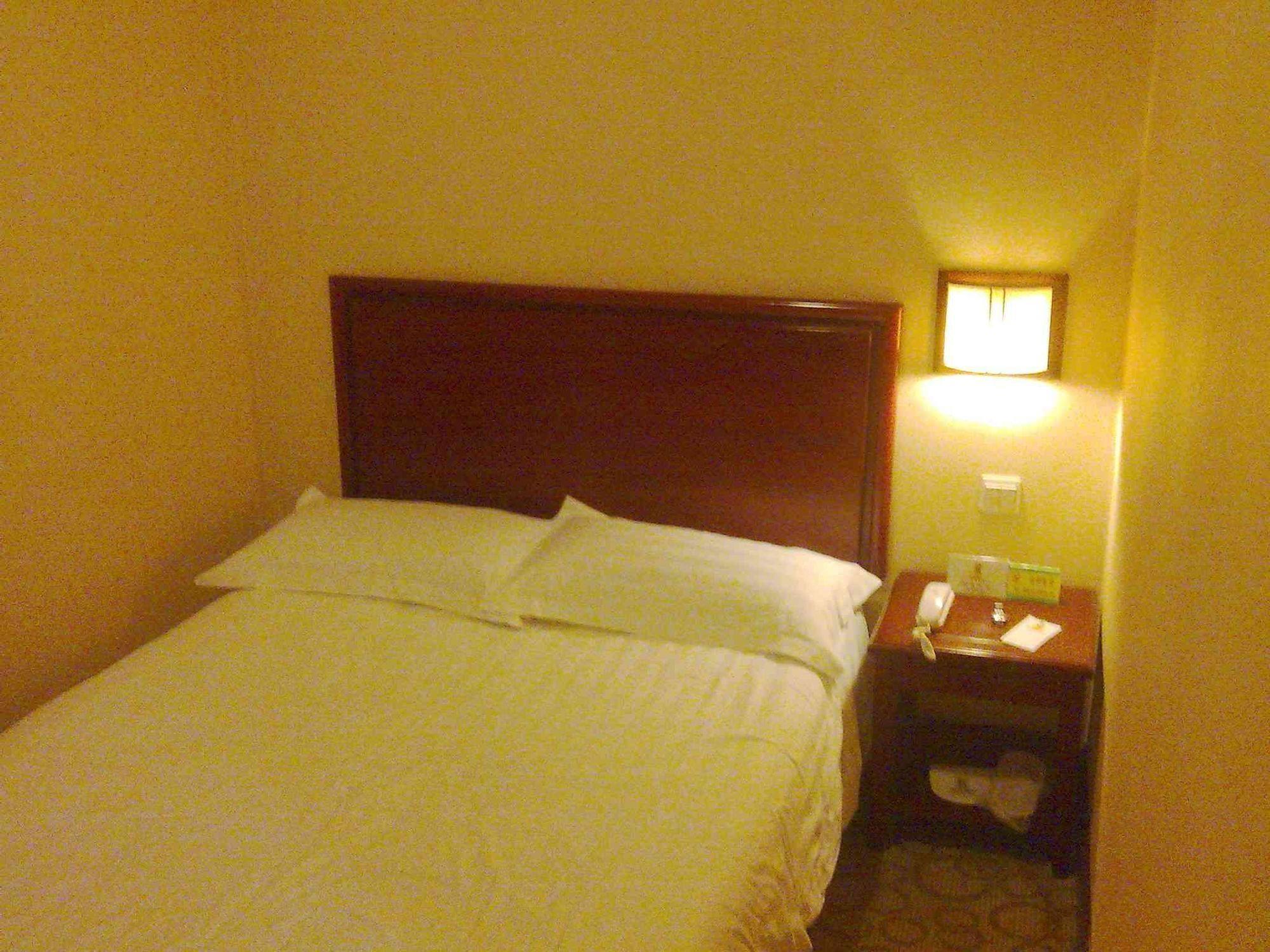 Fengye Super8 Lujiazui Hotel เซี่ยงไฮ้ ภายนอก รูปภาพ