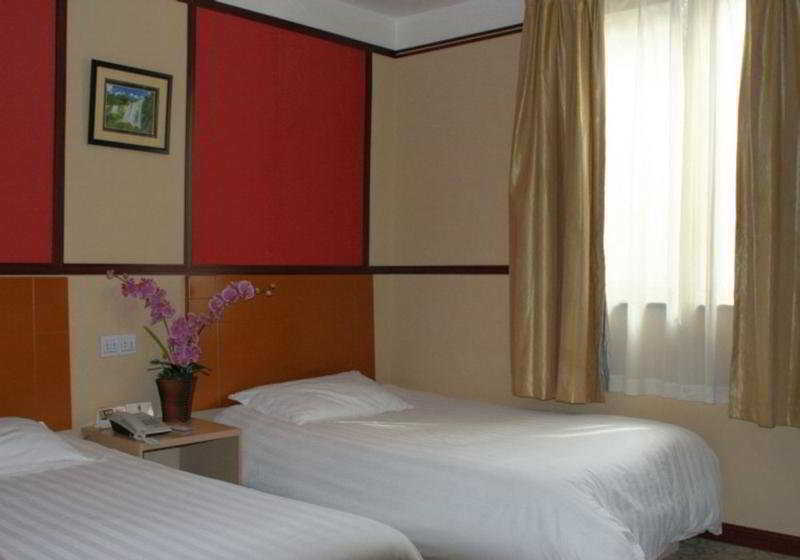 Fengye Super8 Lujiazui Hotel เซี่ยงไฮ้ ภายนอก รูปภาพ